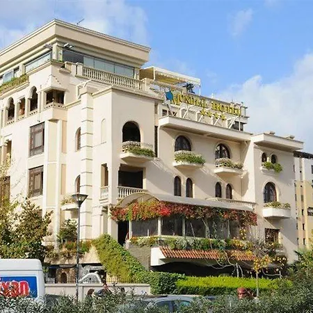 فندق مونديال 4*