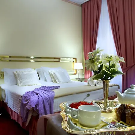Mondial Hotel