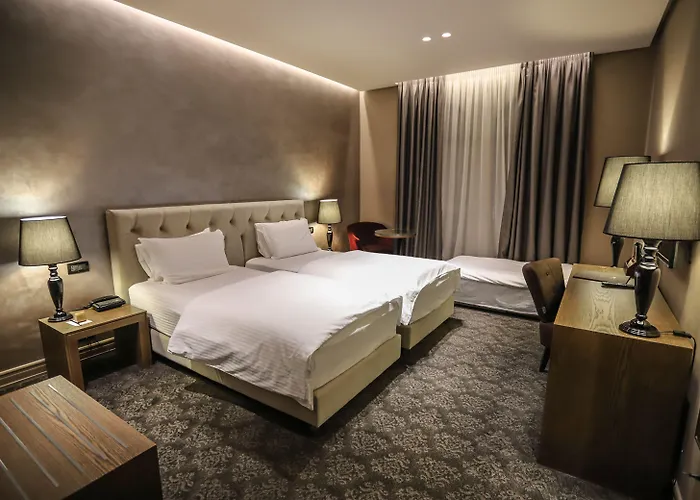 Mondial Отель 4*