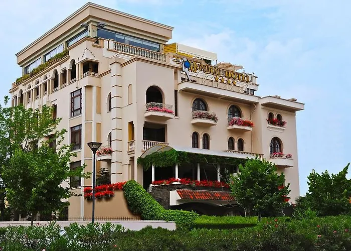 فندق مونديال 4*
