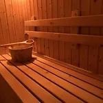 环球酒店 酒店 地拉那