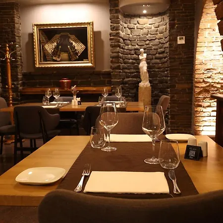 Hotel Mondial 4*