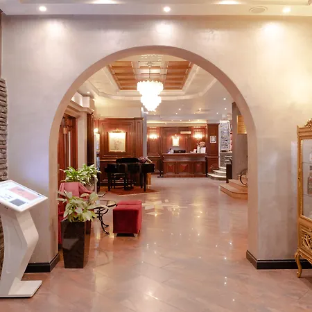 Mondial Hotel