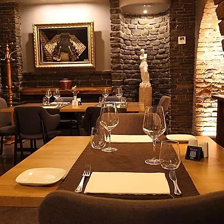 Mondial Hotel Tirana