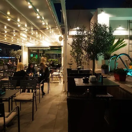 Mondial Hotell Tirana