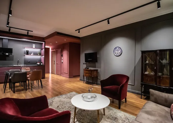 Hotel Mondial Tirana