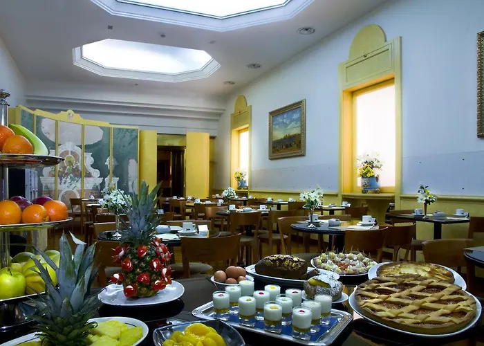 Hotel Mondial Tirana